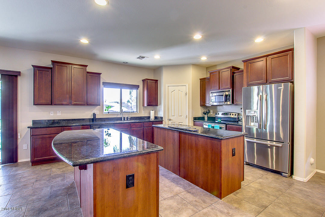 2879 E TRIGGER Way, Gilbert, AZ 85297