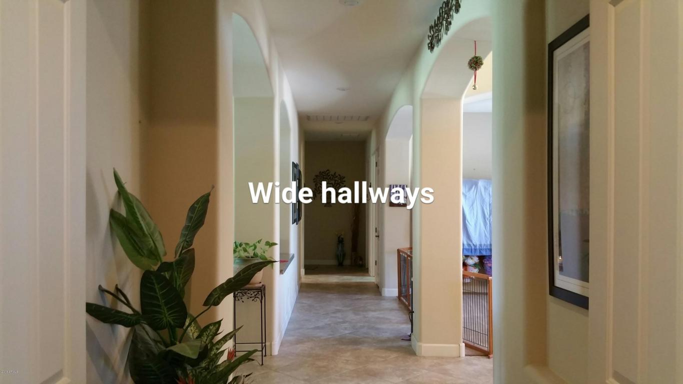 4522 E CLOUDBURST Court, Gilbert, AZ 85297