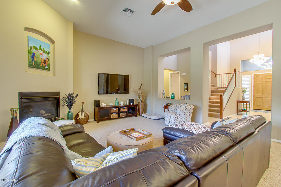 4673 E RUFFIAN Road, Gilbert, AZ 85297