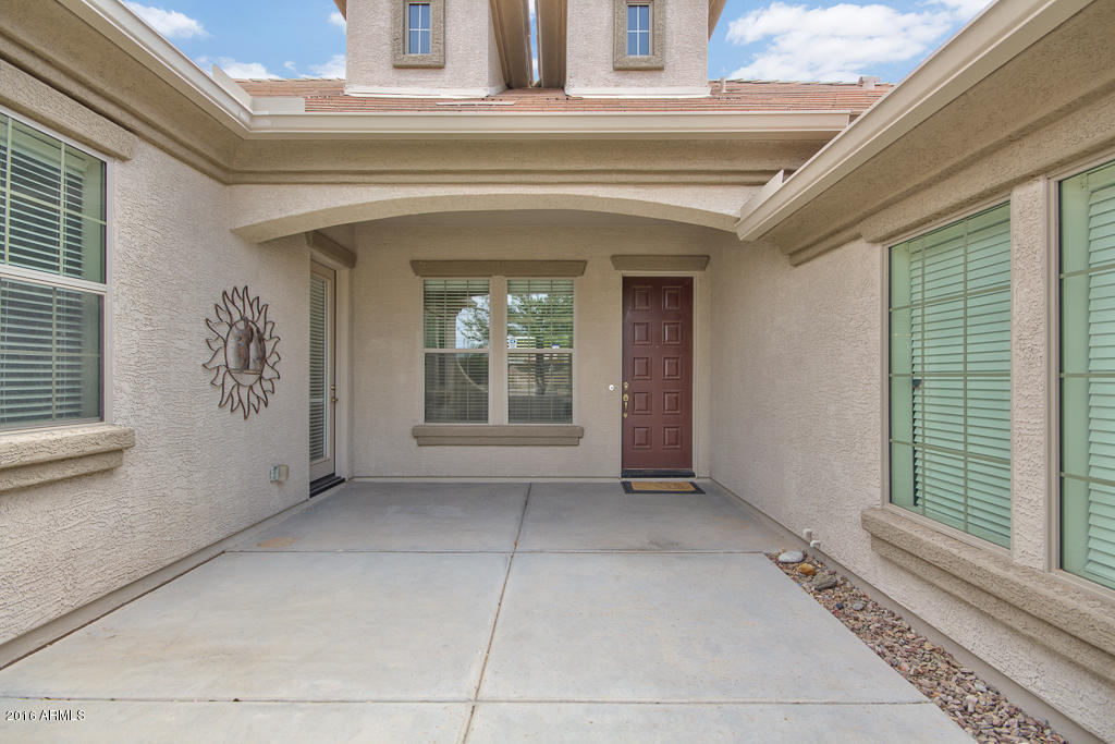 566 E GINKO Court, Gilbert, AZ 85297