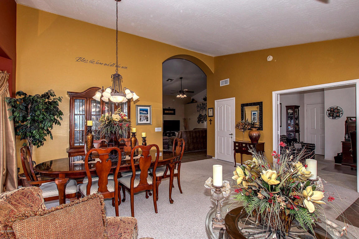 2540 E APPLEBY Road, Gilbert, AZ 85298