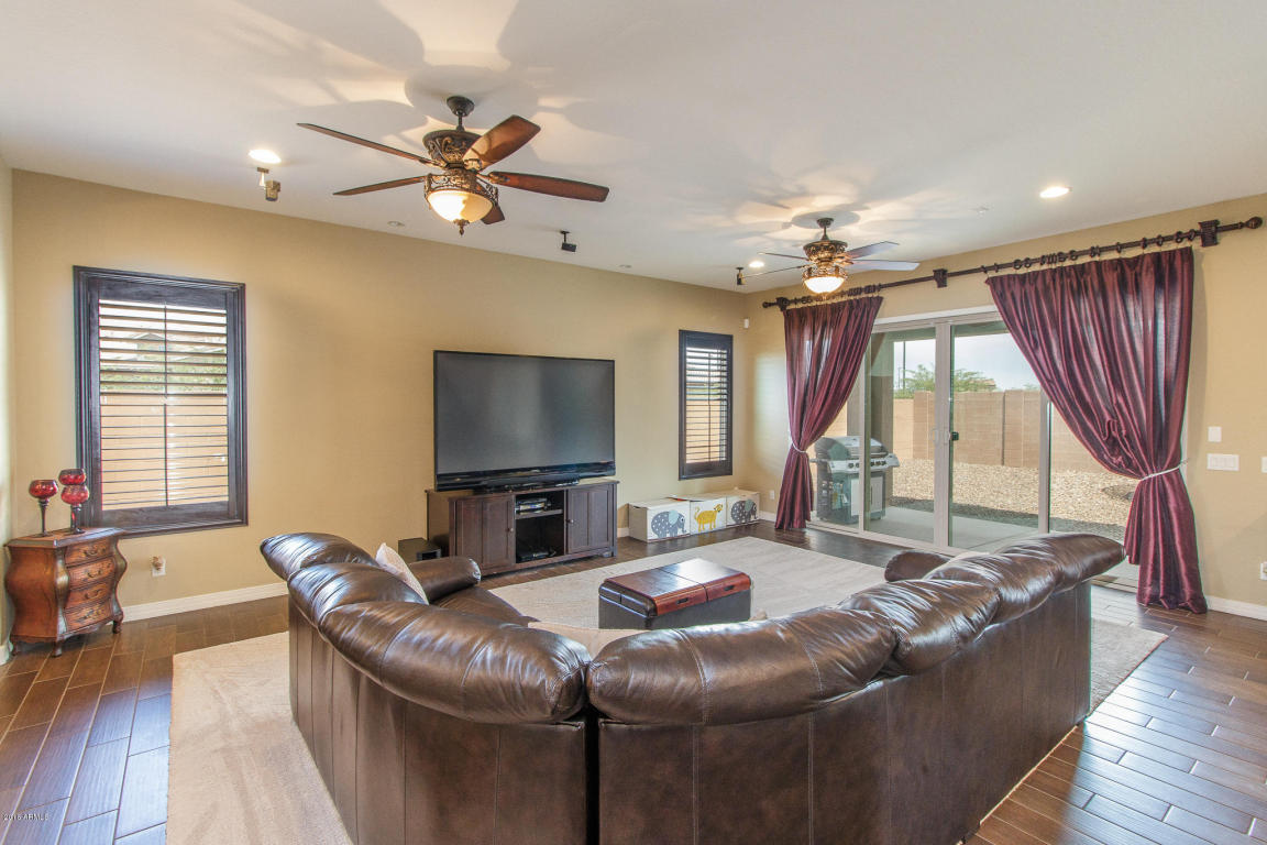 3492 E IRONSIDE Lane, Gilbert, AZ 85298