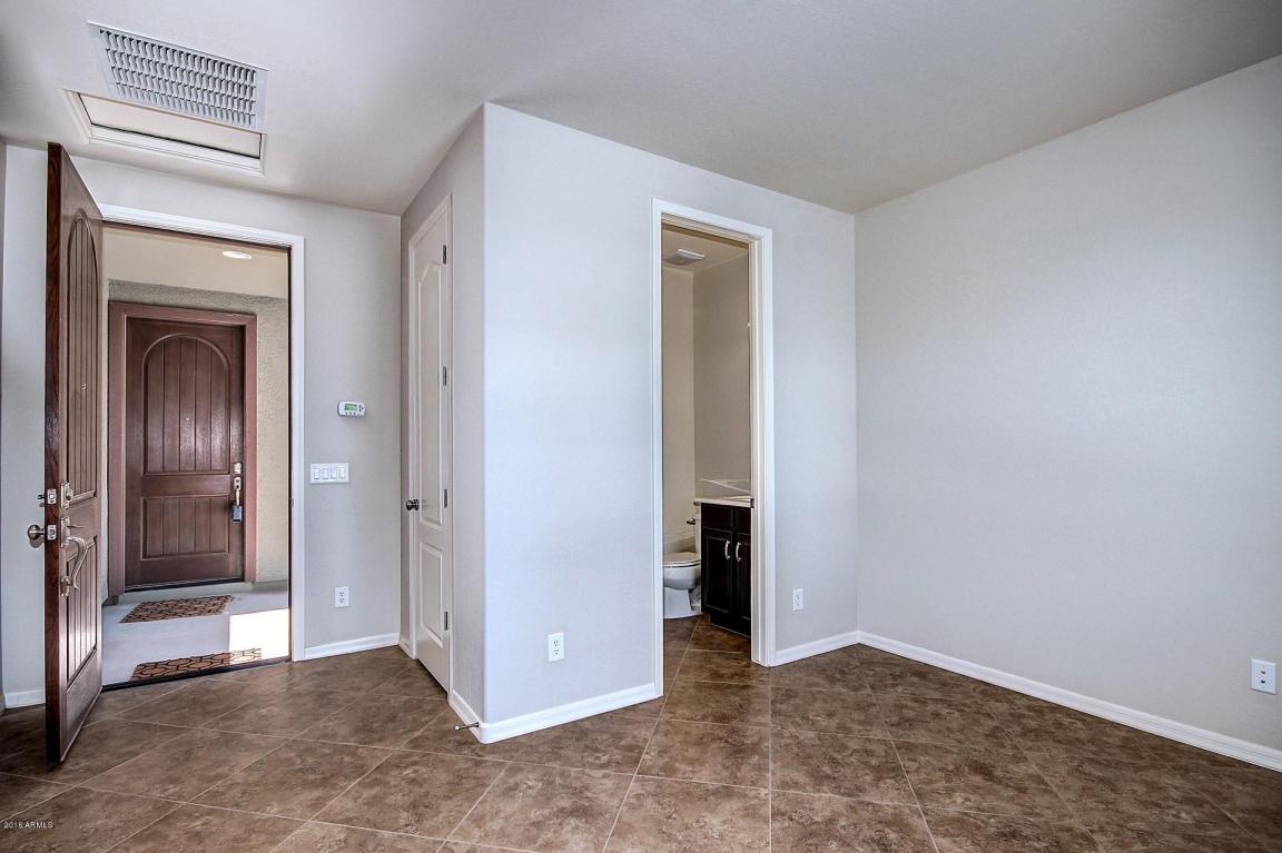 1917 E AZALEA Court, Gilbert, AZ 85298