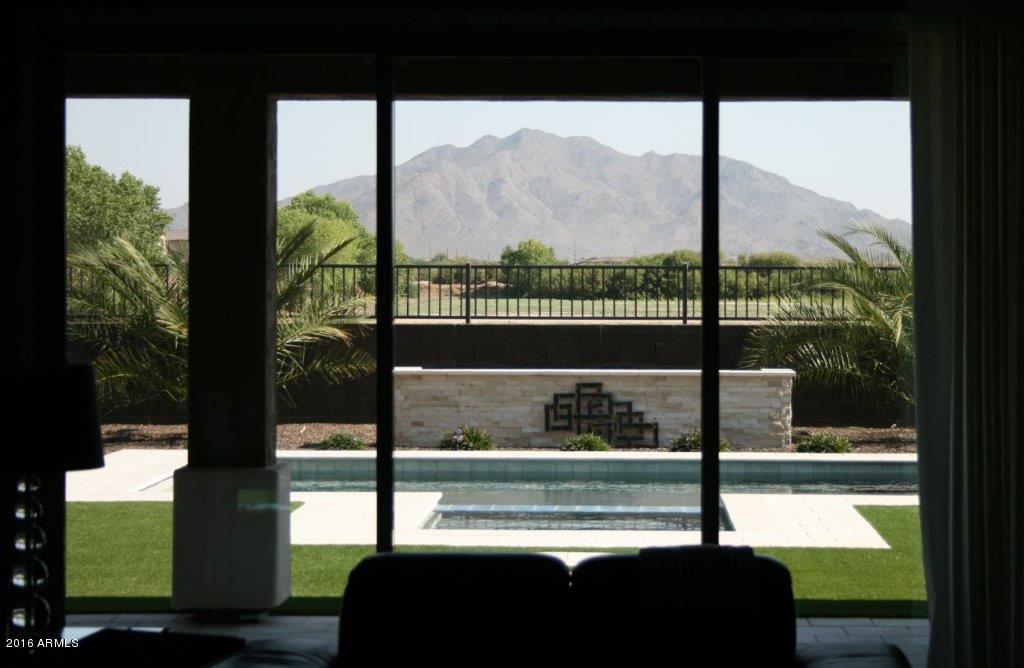 3581 E APPLEBY Drive, Gilbert, AZ 85298