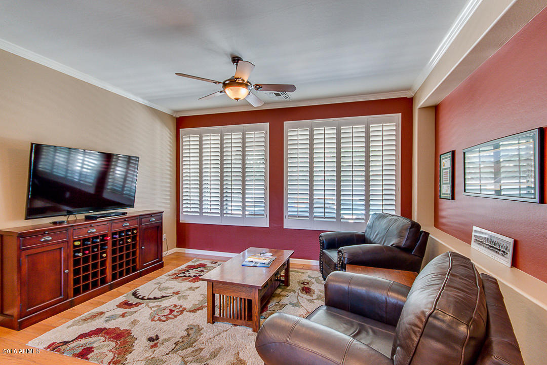 6493 S FOREST Court, Gilbert, AZ 85298