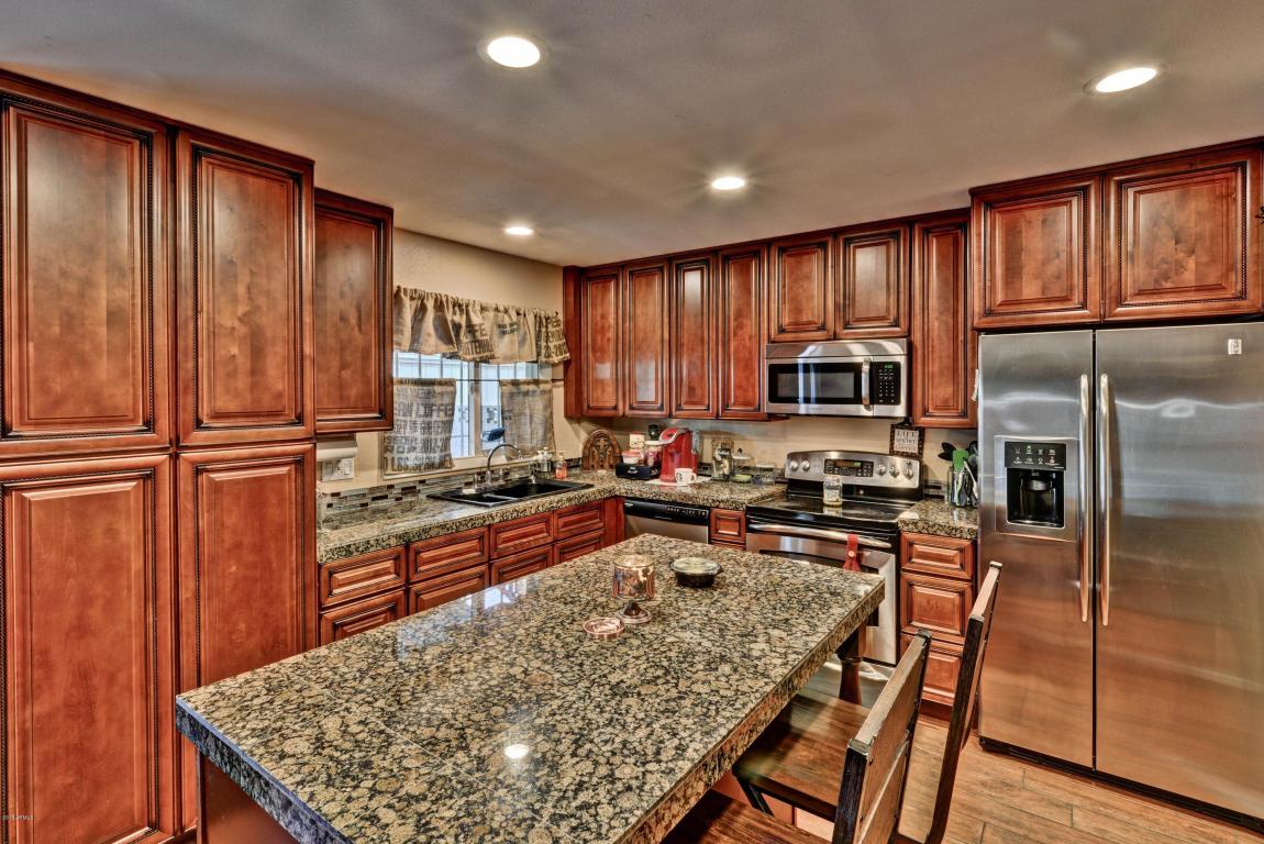 6616 N 43RD Avenue, Glendale, AZ 85301