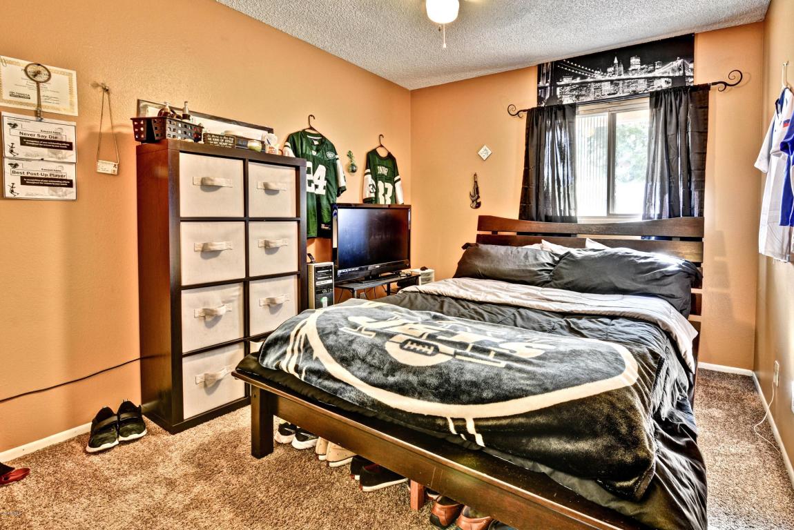 6616 N 43RD Avenue, Glendale, AZ 85301