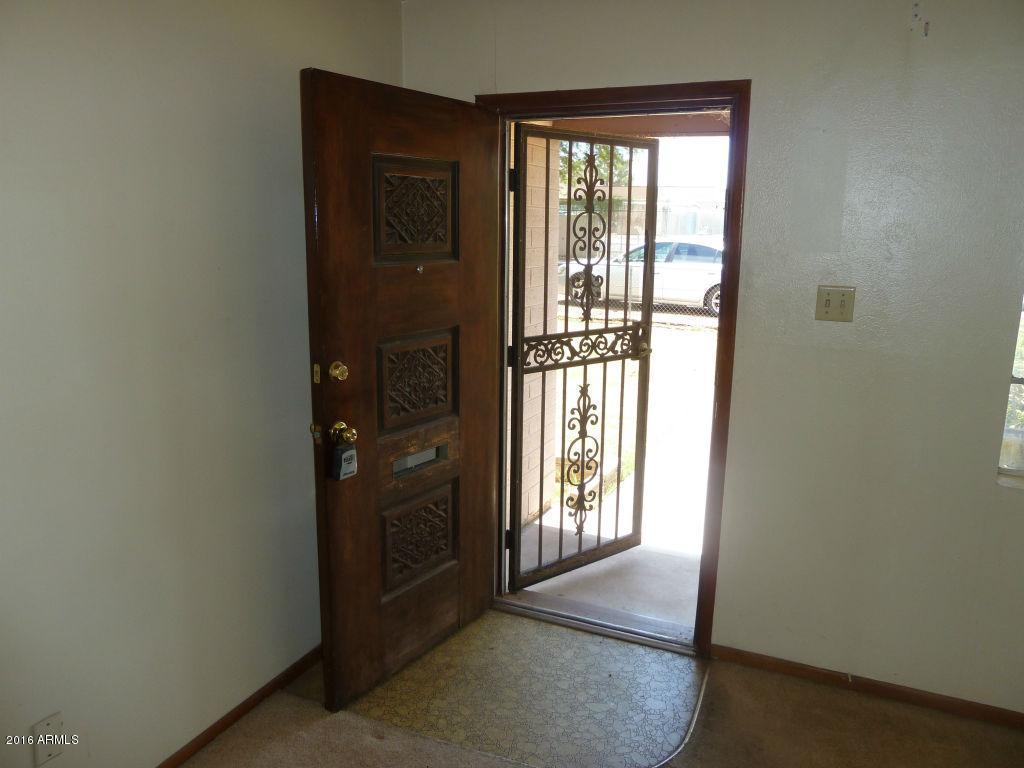 6344 W TUCKEY Lane, Glendale, AZ 85301
