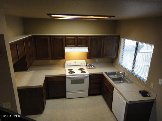 7801 N 44TH Drive, Glendale, AZ 85301