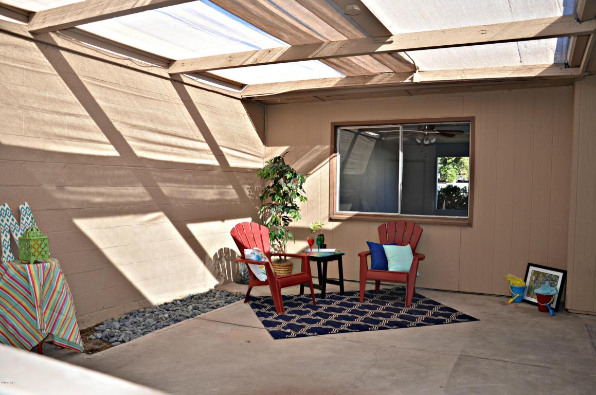 4725 W NORTHERN Avenue, Glendale, AZ 85301