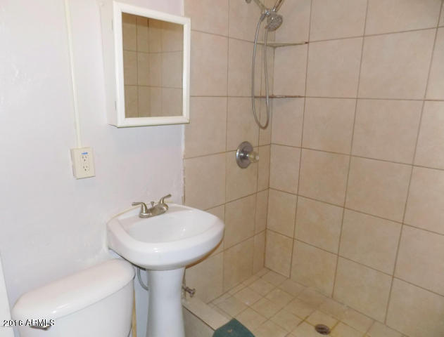 7151 N 53RD Avenue, Glendale, AZ 85301