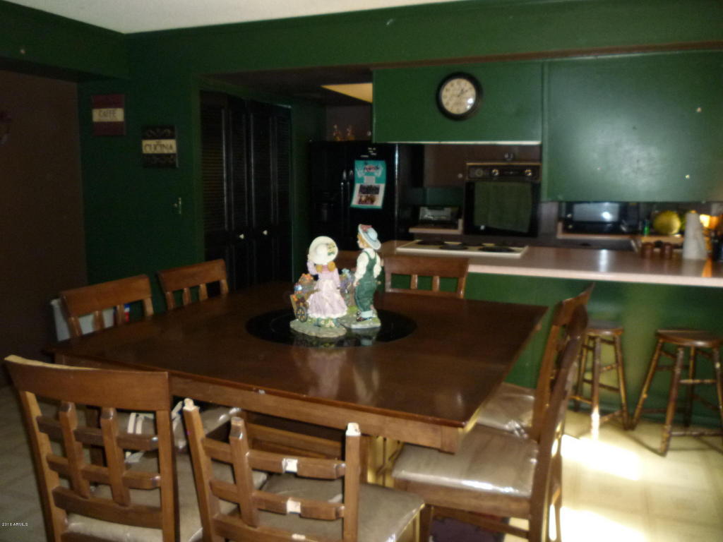6521 N 44TH Avenue, Glendale, AZ 85301