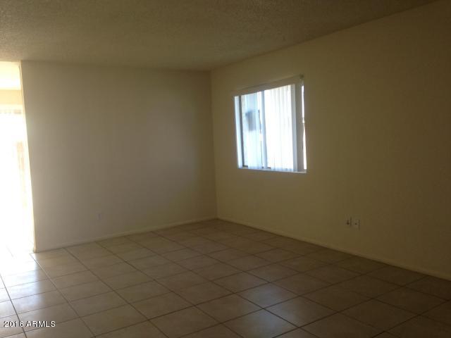 9017 N 52ND Avenue, Glendale, AZ 85302