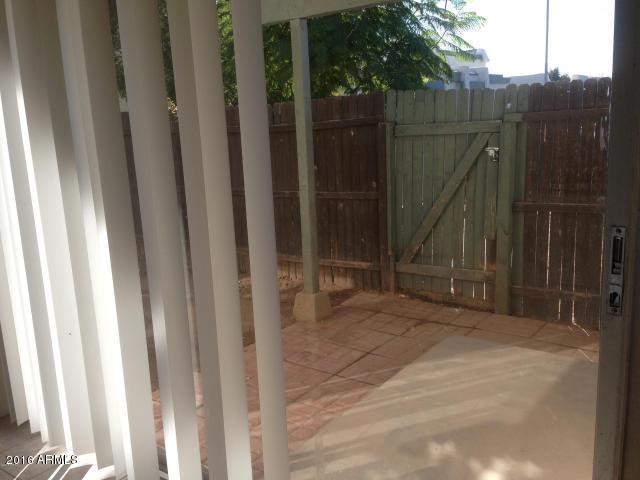 9017 N 52ND Avenue, Glendale, AZ 85302