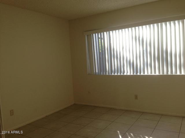 9017 N 52ND Avenue, Glendale, AZ 85302