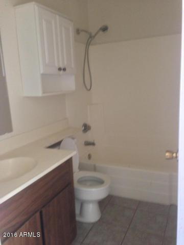 9017 N 52ND Avenue, Glendale, AZ 85302