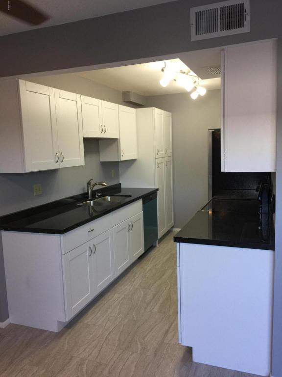 6054 W TOWNLEY Avenue, Glendale, AZ 85302