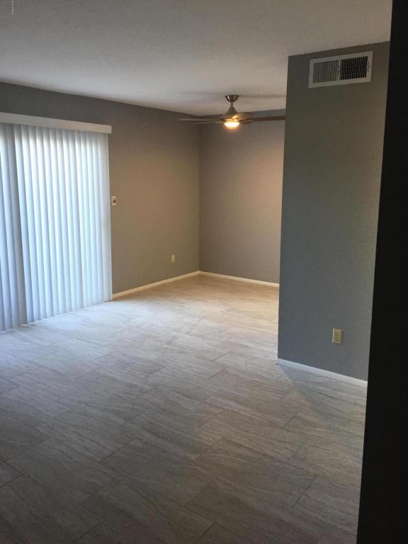 6054 W TOWNLEY Avenue, Glendale, AZ 85302