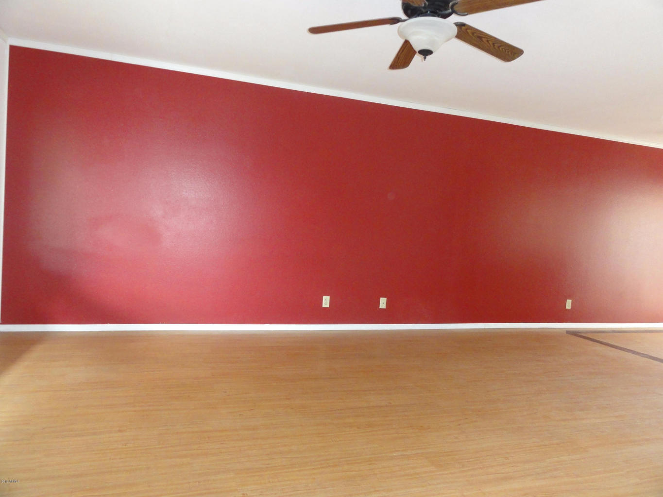 8837 N New World Dr, Glendale, AZ 85302