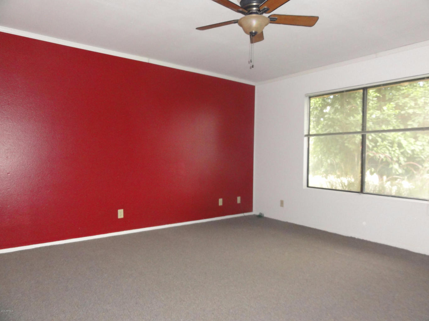 8837 N New World Dr, Glendale, AZ 85302