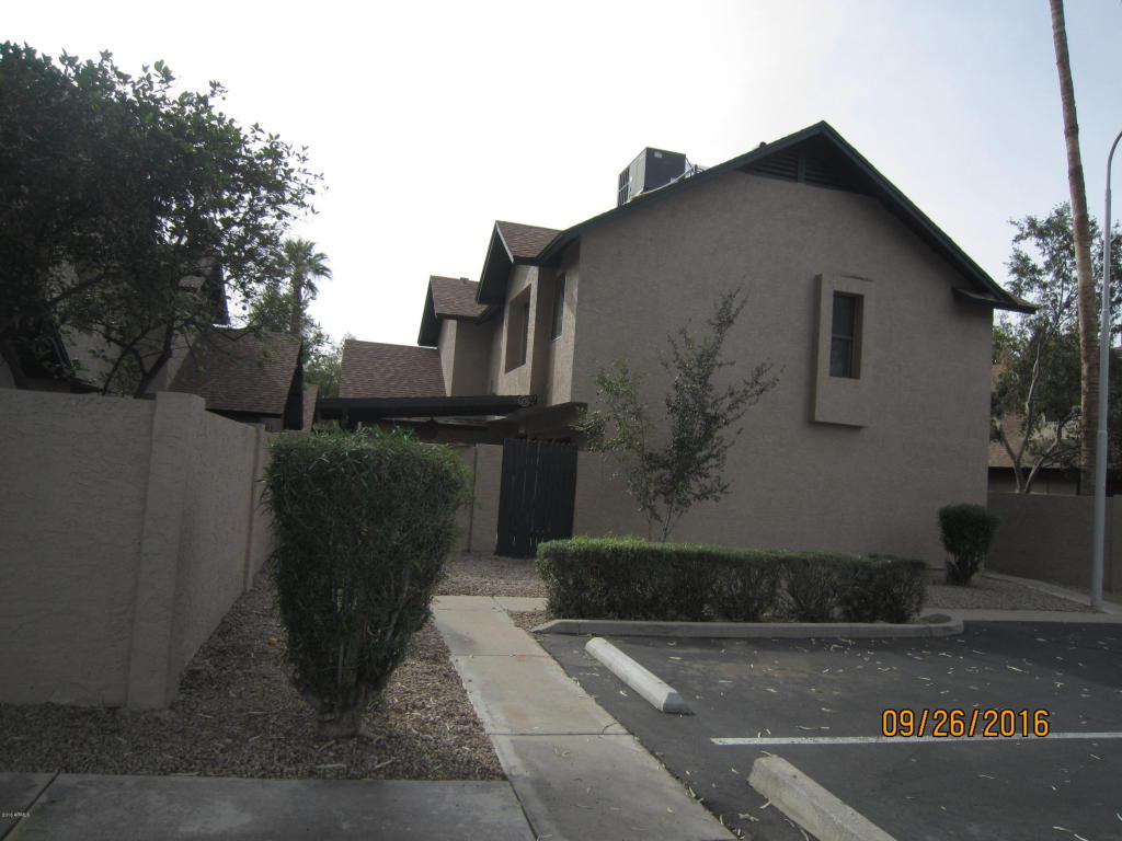 4819 W MANZANITA Drive, Glendale, AZ 85302