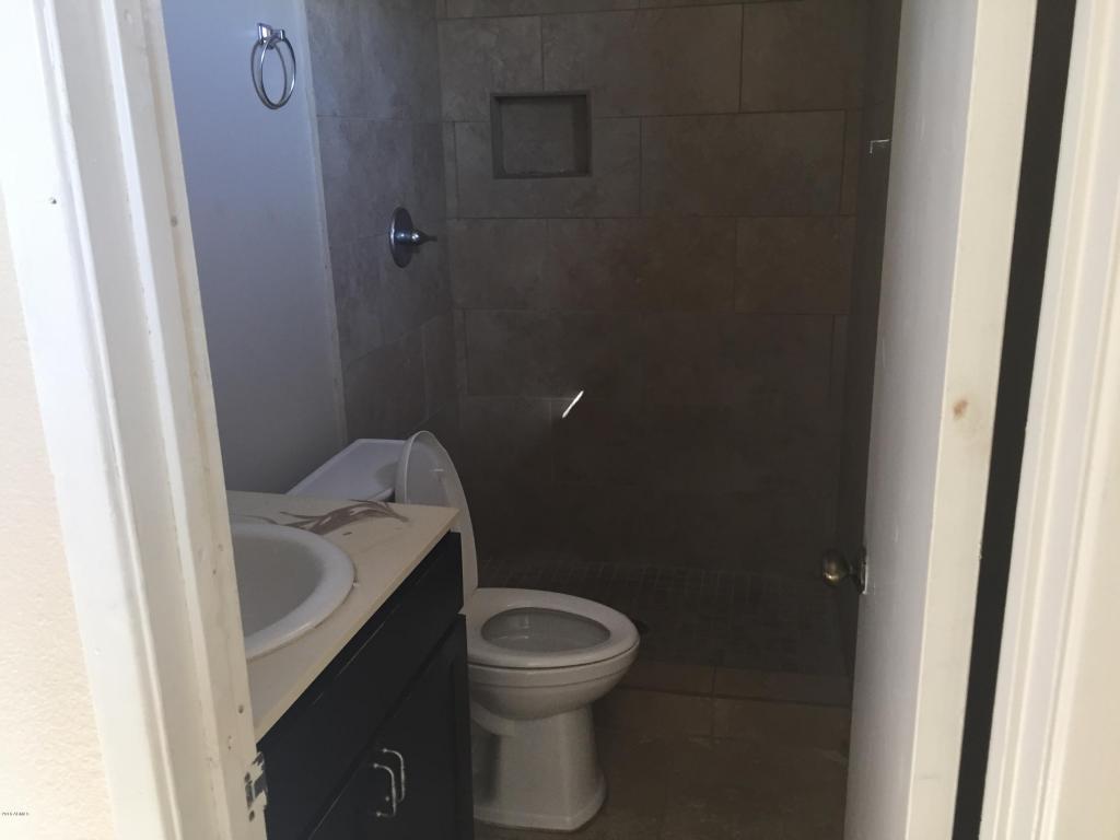 5643 N 67th Drive, Glendale, AZ 85303