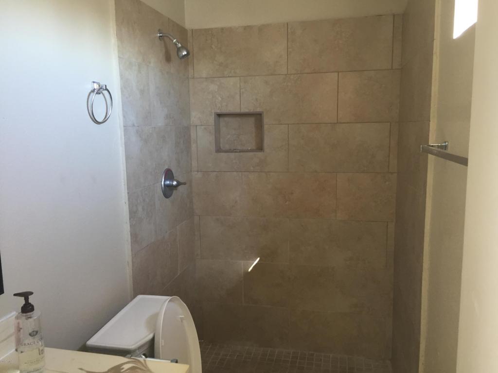 5643 N 67th Drive, Glendale, AZ 85303