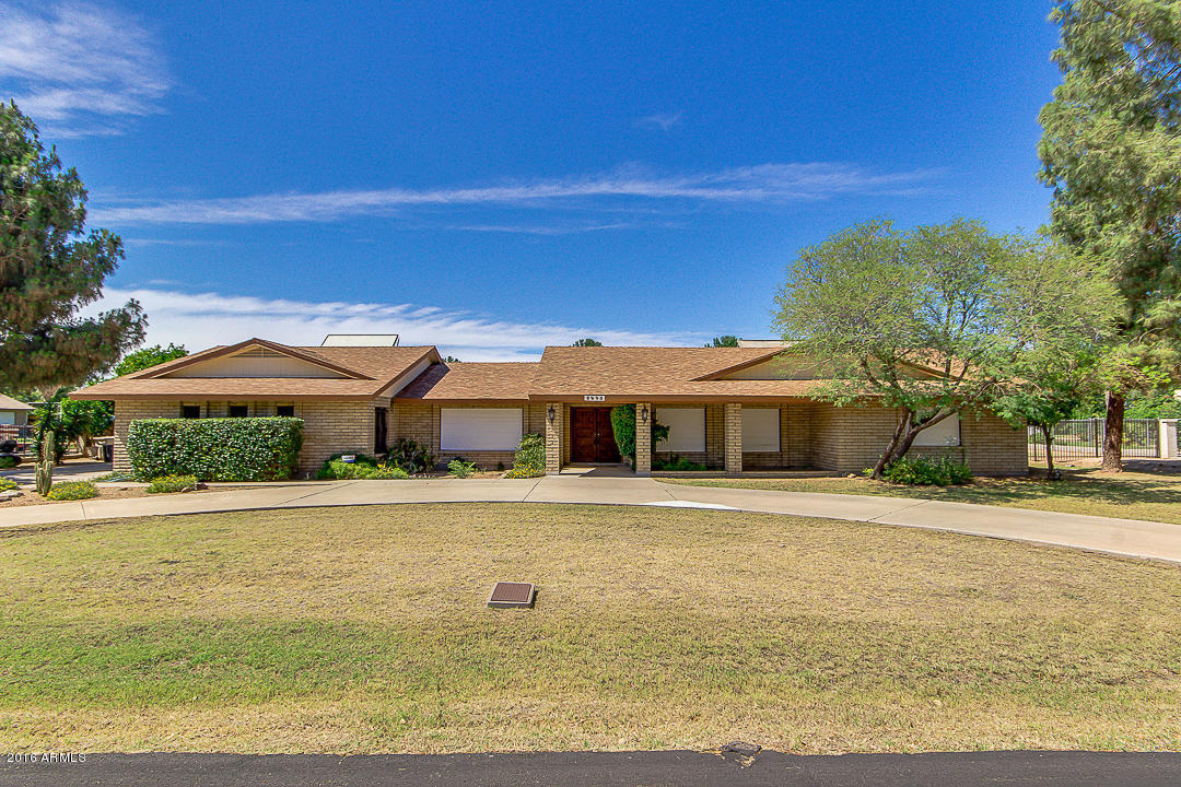 8440 W Cavalier Drive, Glendale, AZ 85305