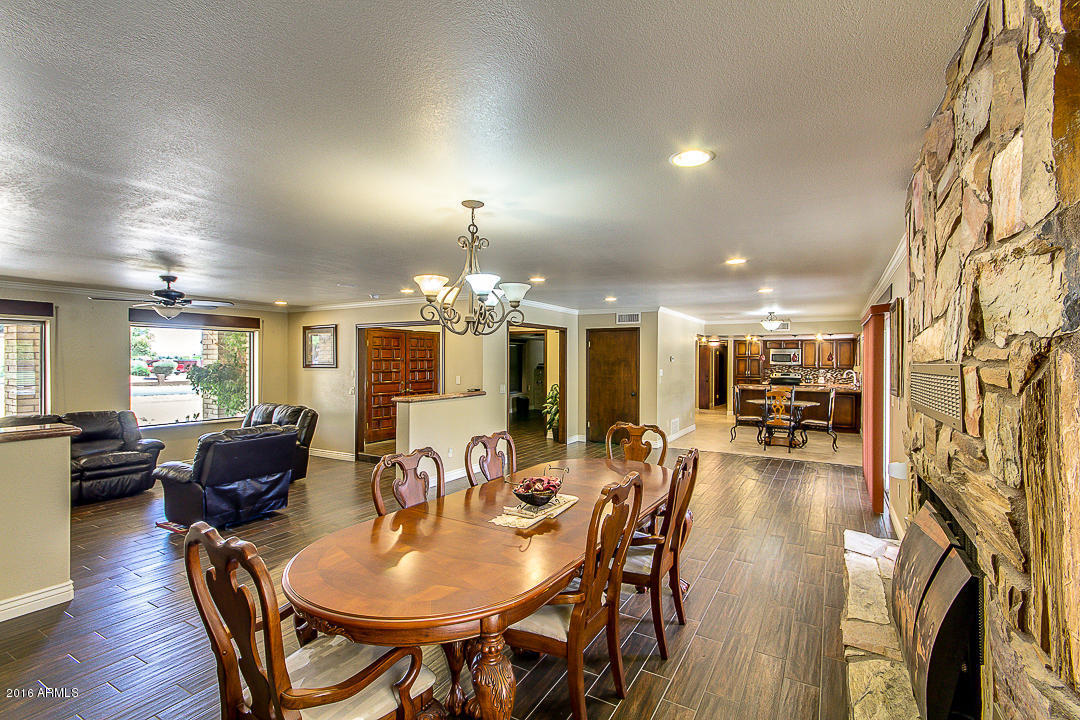 8440 W Cavalier Drive, Glendale, AZ 85305