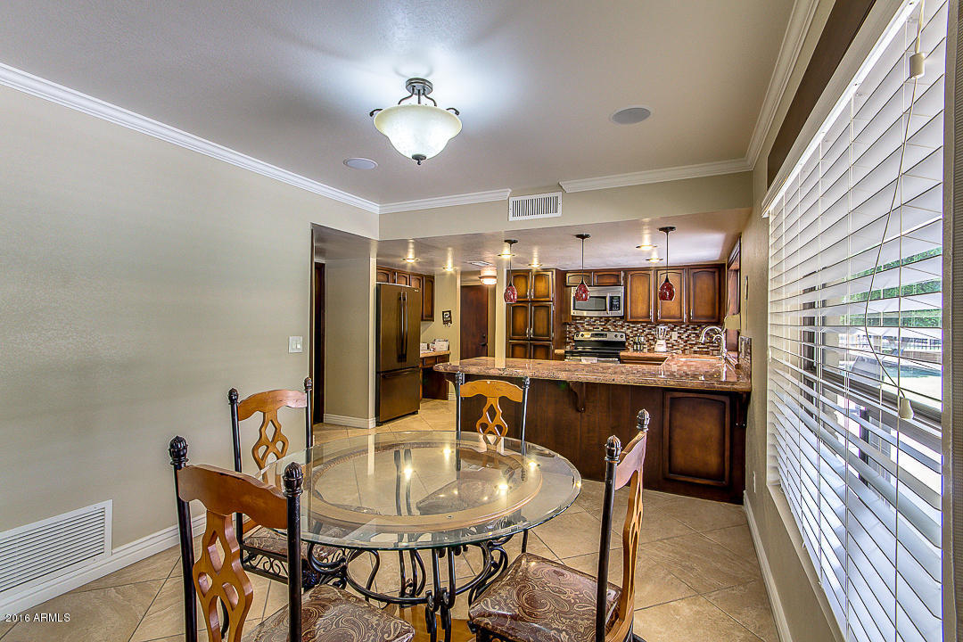 8440 W Cavalier Drive, Glendale, AZ 85305