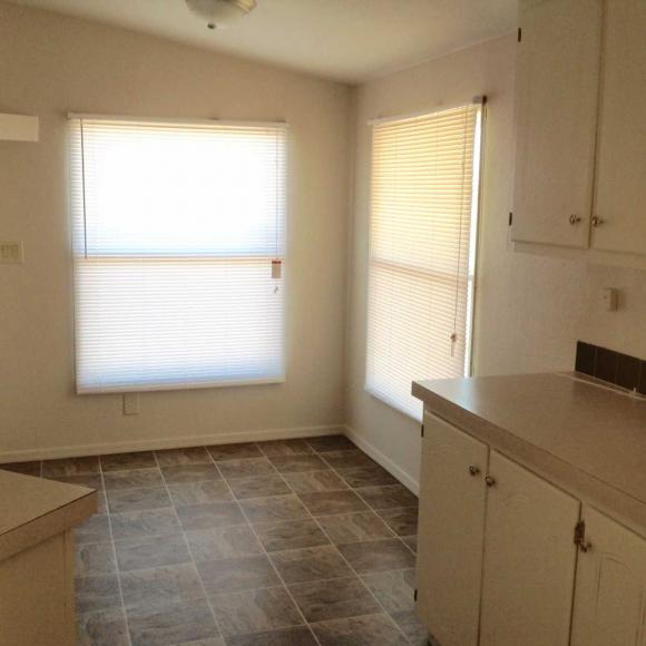 Shamrock Manufactured Home Community 8427 W. Glendale Avenue #194Glendale, AZ 85305