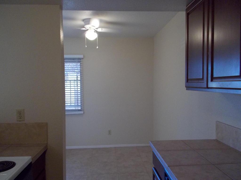 5306 W HEARN Road, Glendale, AZ 85306