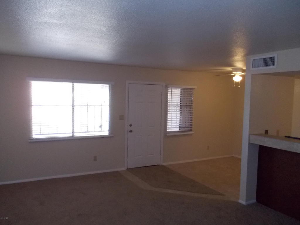 5306 W HEARN Road, Glendale, AZ 85306