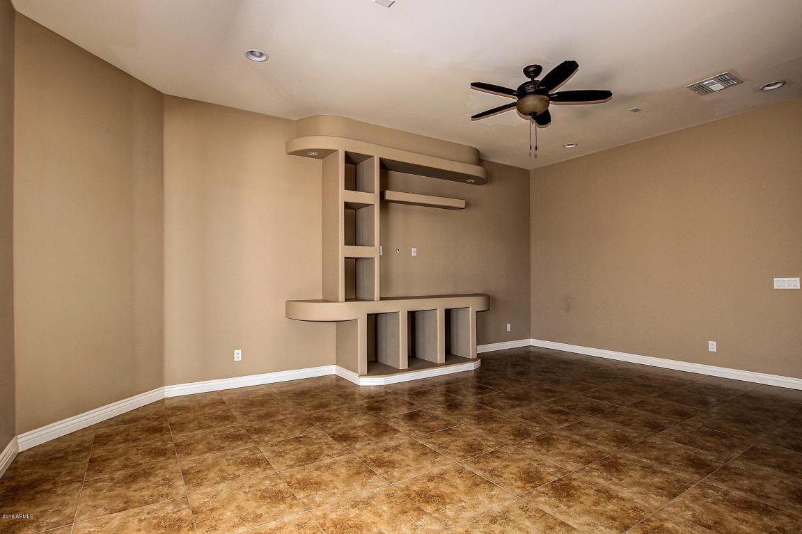 4628 W GREENWAY Road, Glendale, AZ 85306
