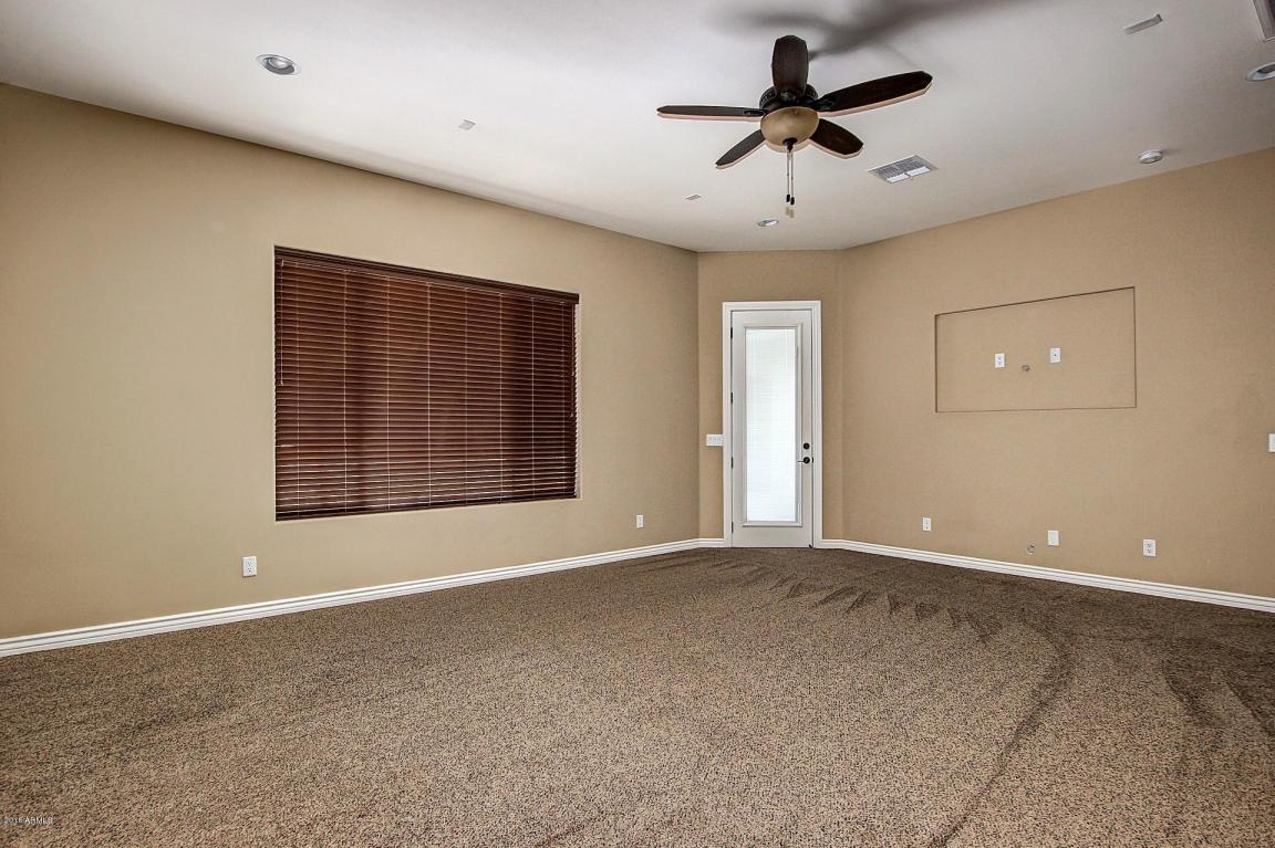 4628 W GREENWAY Road, Glendale, AZ 85306