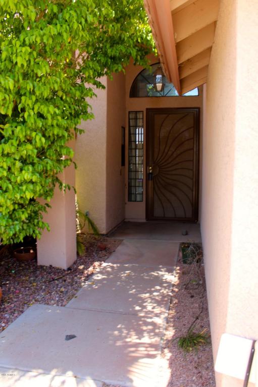 5718 W ABRAHAM Lane, Glendale, AZ 85308