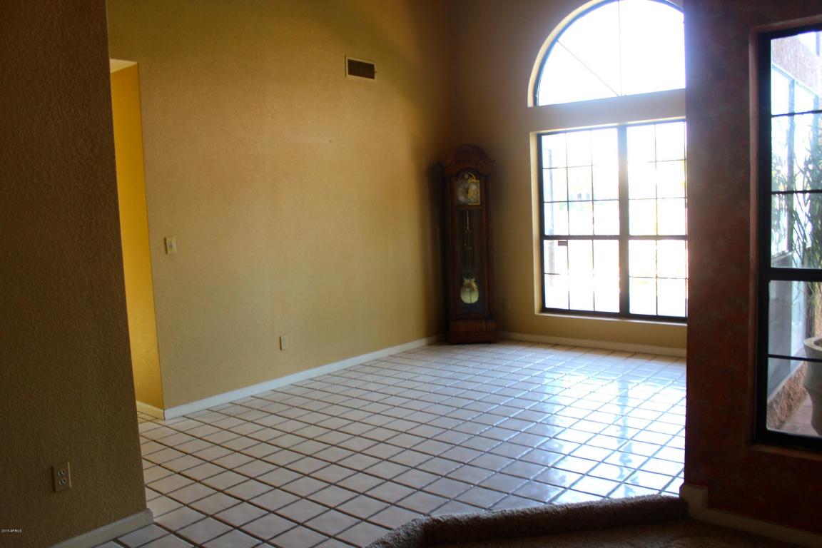 5718 W ABRAHAM Lane, Glendale, AZ 85308