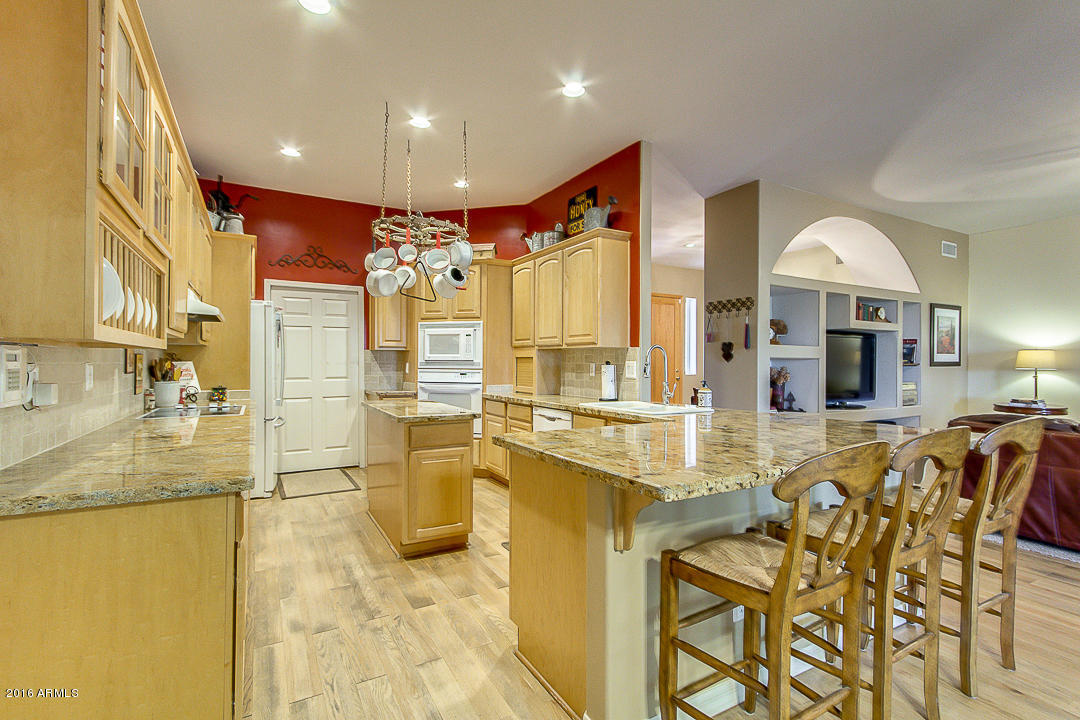 6081 W ROSE GARDEN Lane, Glendale, AZ 85308