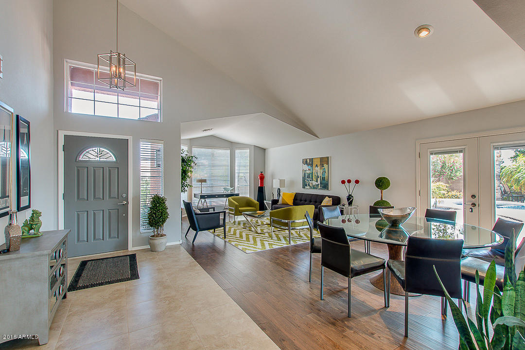 6322 W ROSE GARDEN Lane, Glendale, AZ 85308