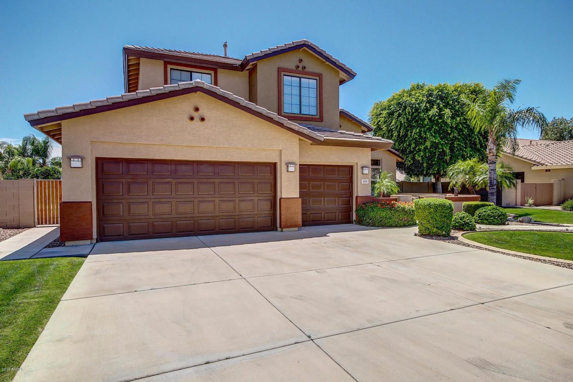 5333 W WEST WIND Drive, Glendale, AZ 85310