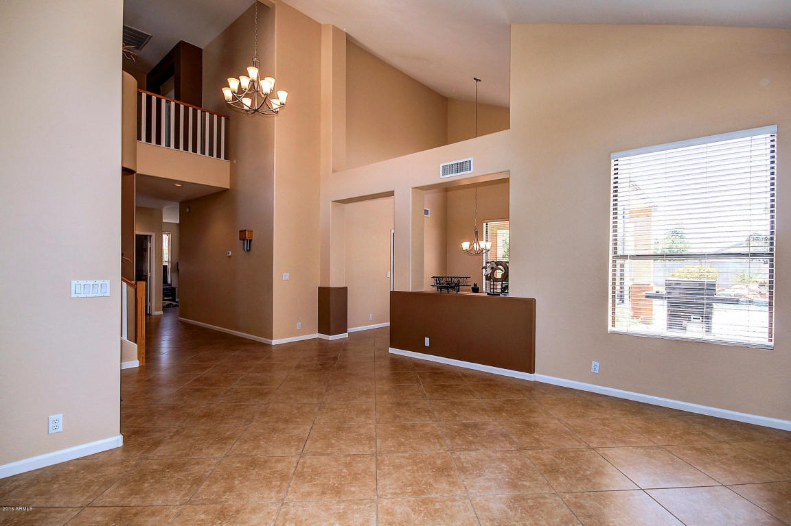 5333 W WEST WIND Drive, Glendale, AZ 85310