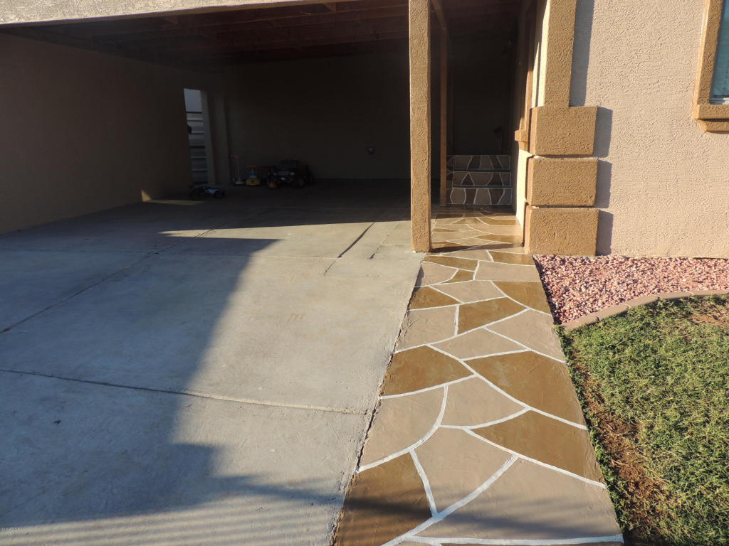 104 W DEL RIO Lane, Avondale, AZ 85323