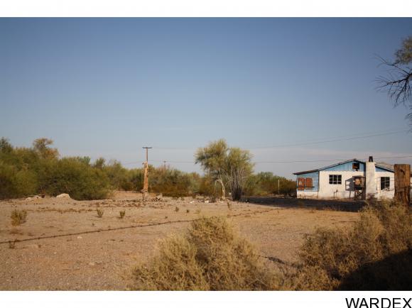 27245 La Posa Rd., Bouse, AZ 85325