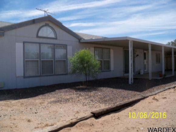 42842 Stardust Lane, Bouse, AZ 85325