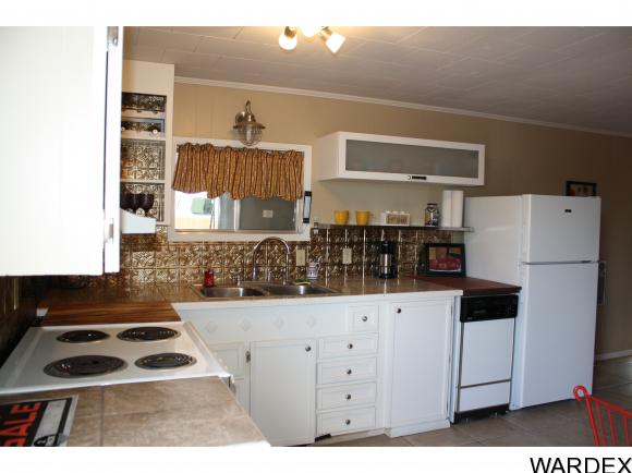 27945 Norris Ave, Bouse, AZ 85325