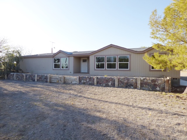 42803 Willamette DrBouse, AZ, 85325La Paz County