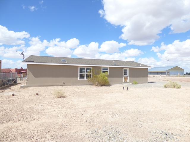 29035 Easy StBouse, AZ, 85325La Paz County