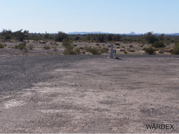 43242 WILLAMETTE DR, Bouse, AZ 85325