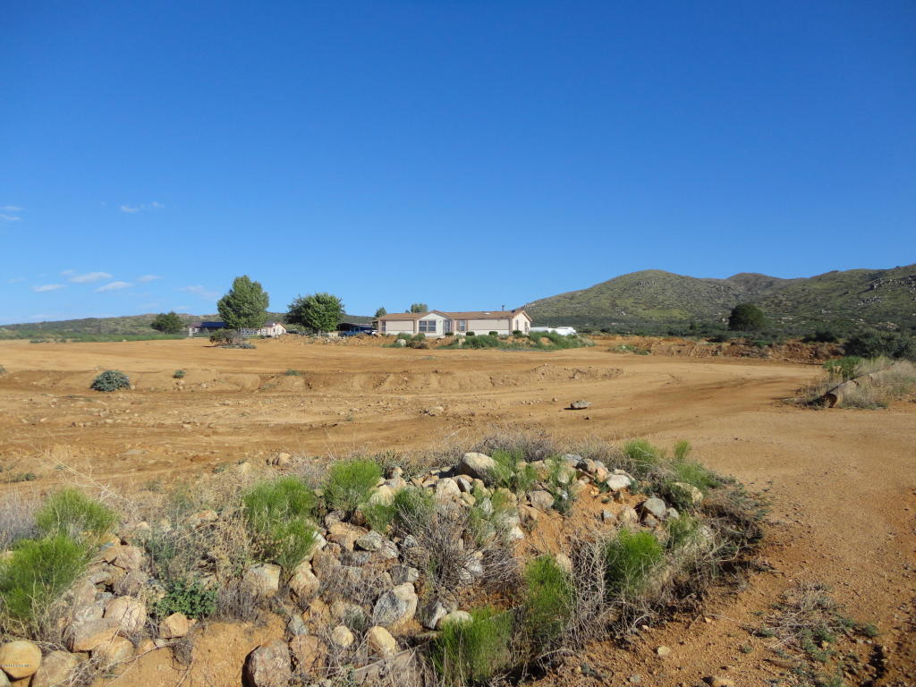 17300 E Roper Way, Dewey-Humboldt, AZ 85327