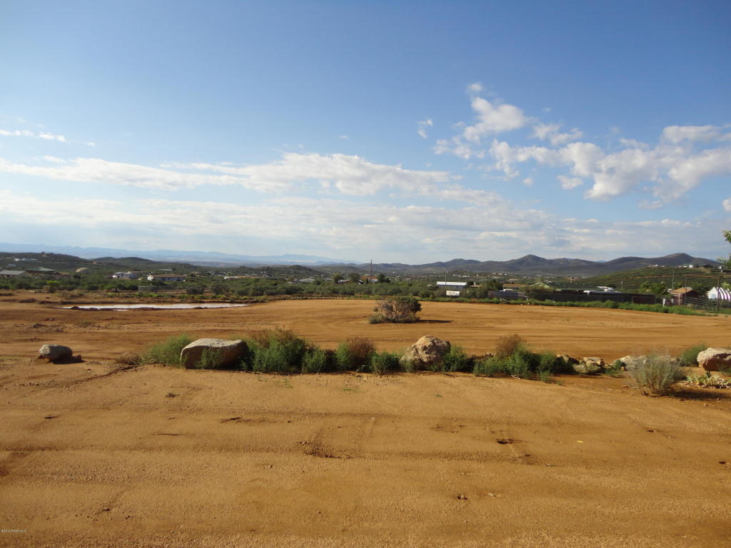 17300 E Roper Way, Dewey-Humboldt, AZ 85327